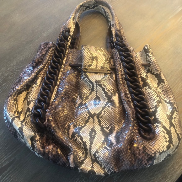 Michael Kors python shoulder bag. - Picture 6 of 10